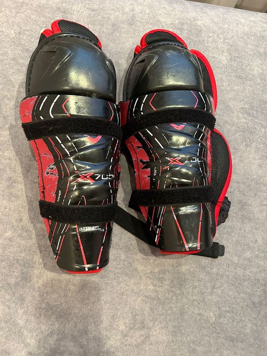 Продам хоккейную форму