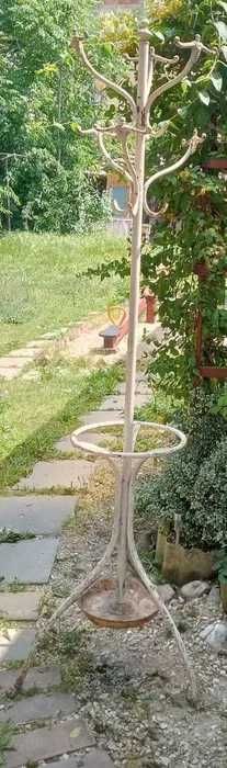 Cuier din fonta antic tip pom cu suport de umbrele