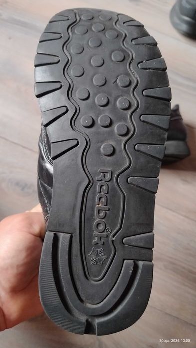 Adidași Reebok mărime 44