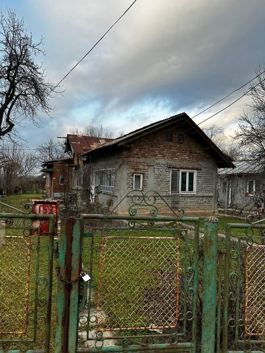 Casa de vanzare sat Crivina Comuna Gorgota