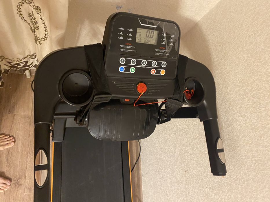 Беговая дорожка.