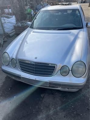 Mercedes-Benz E 200 2.2  автомат  НА ЧАСТИ !!!