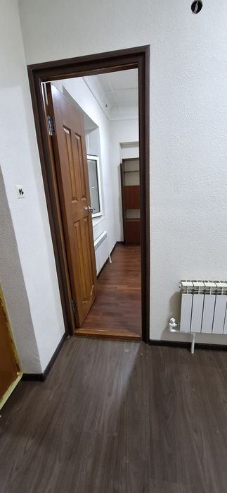 Квартира бор. Катта йул юзида.