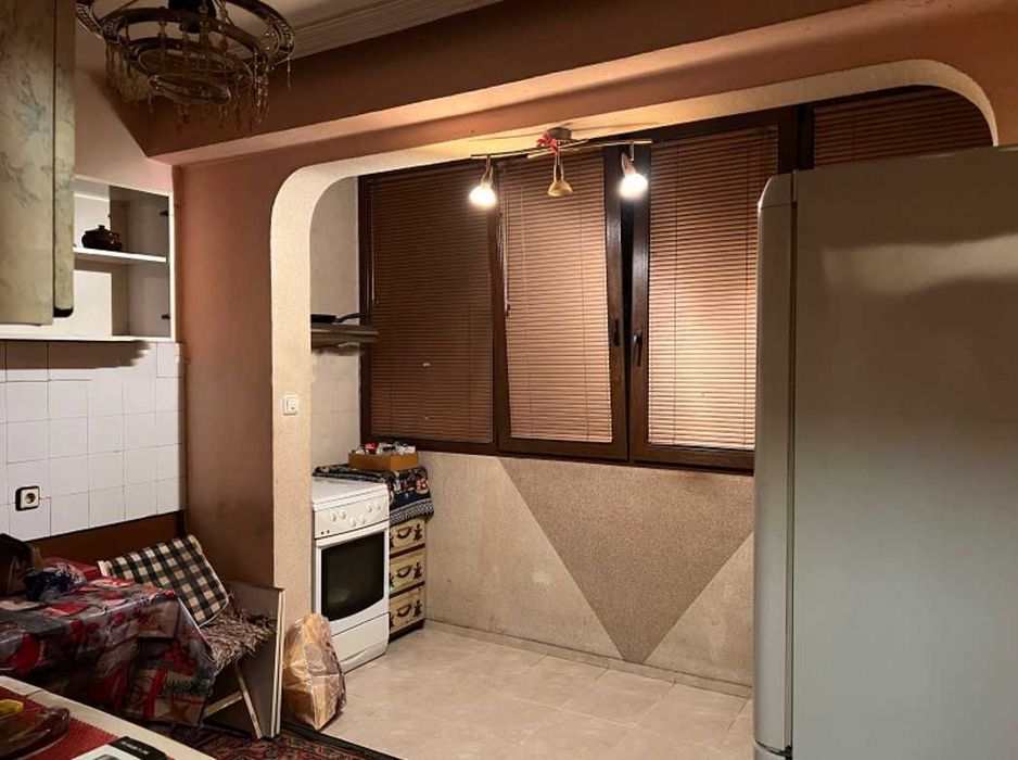 Продава се Тристаен апартамент в София, Бъкстон - 85 кв.м за 2330 €/кв.м - Снимка #4