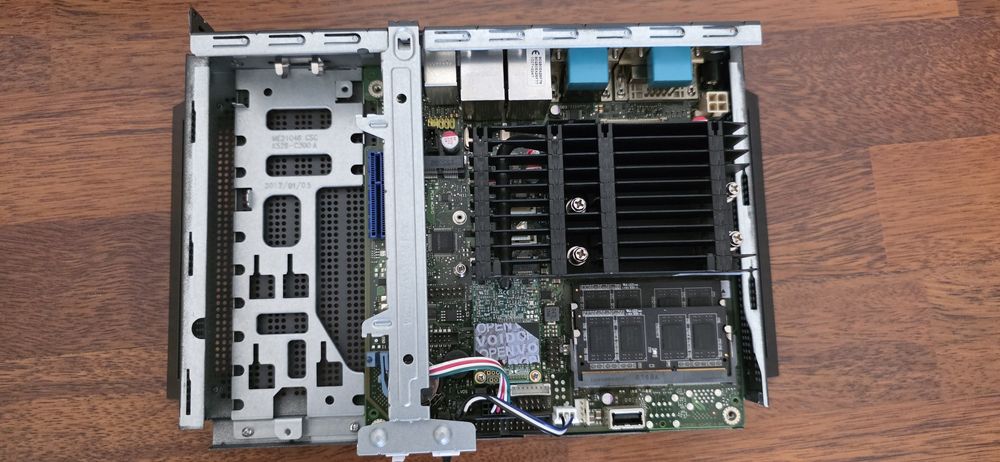 Mini PC industrial Fujitsu D3313-S4