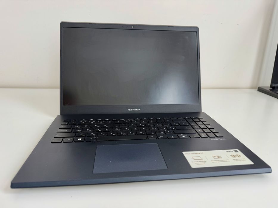 ASUS VivoBook X571LI / i5-10300H / GTX 1650 Ti / SSD 512GB
