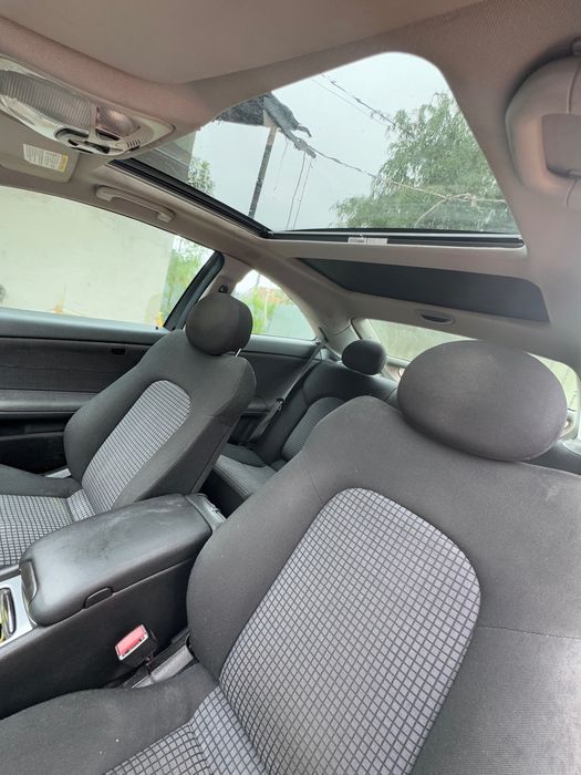 Vând sau schimb auto