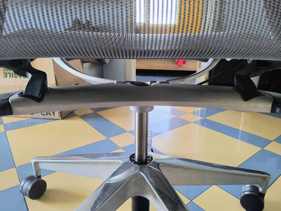 Herman Miller Setu chair (Ергономичен конферентен офис стол) 2020г.