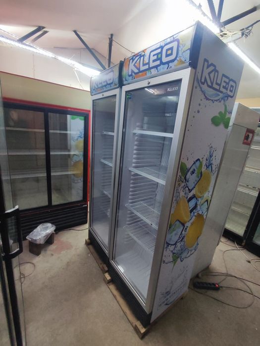 Холодильник стеклянный