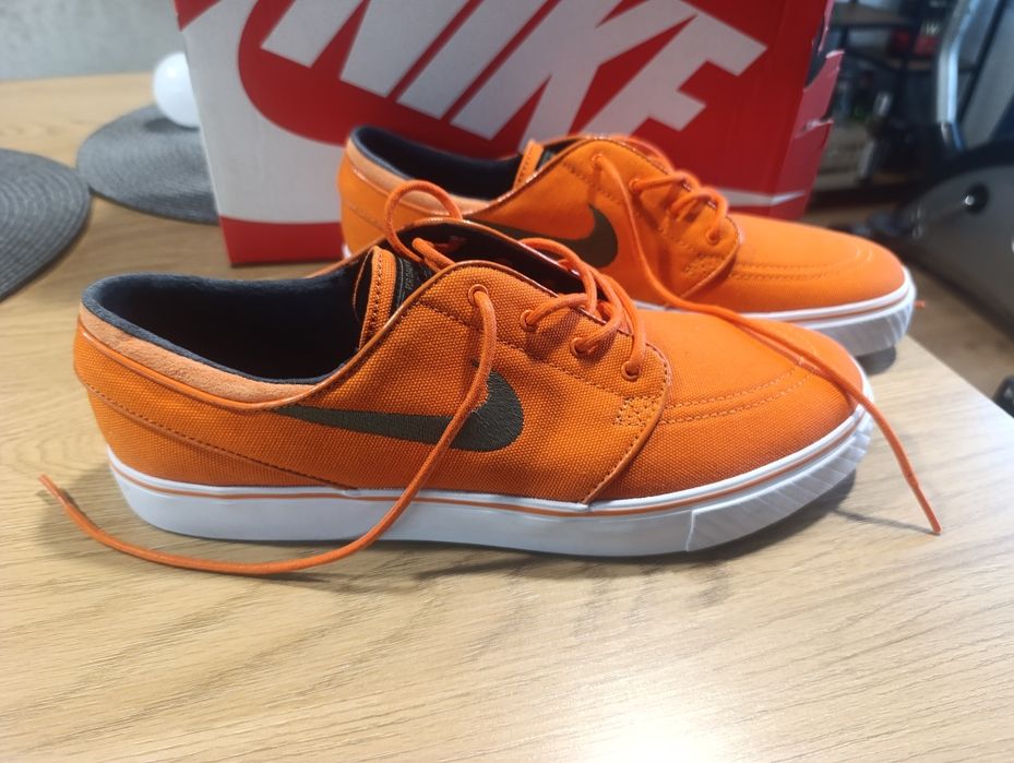 ЧИСТО НОВИ РЕДКИ Nike SB Stefan Janoski "Urban Orange"