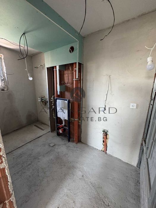 Продава се Тристаен апартамент в Пловдив, Кършияка - 141 кв.м за 723 €/кв.м - Снимка #8