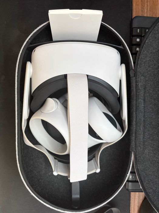 Meta Quest 2 VR Oculus