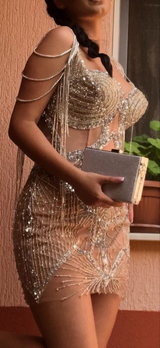 Бална рокля със синджири