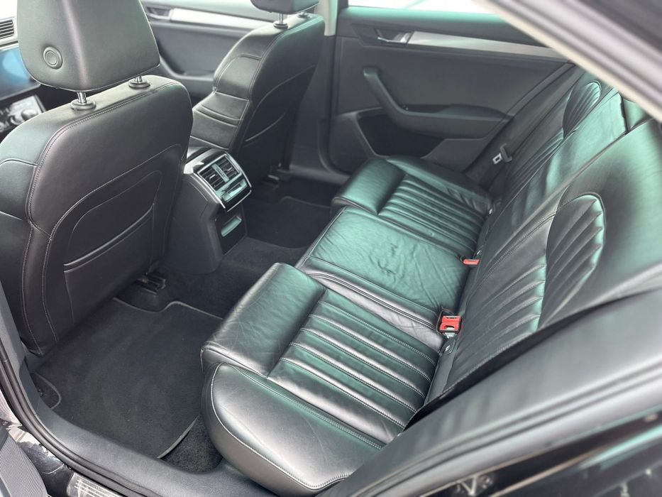 Skoda superb 1,6 tdi 120 cp