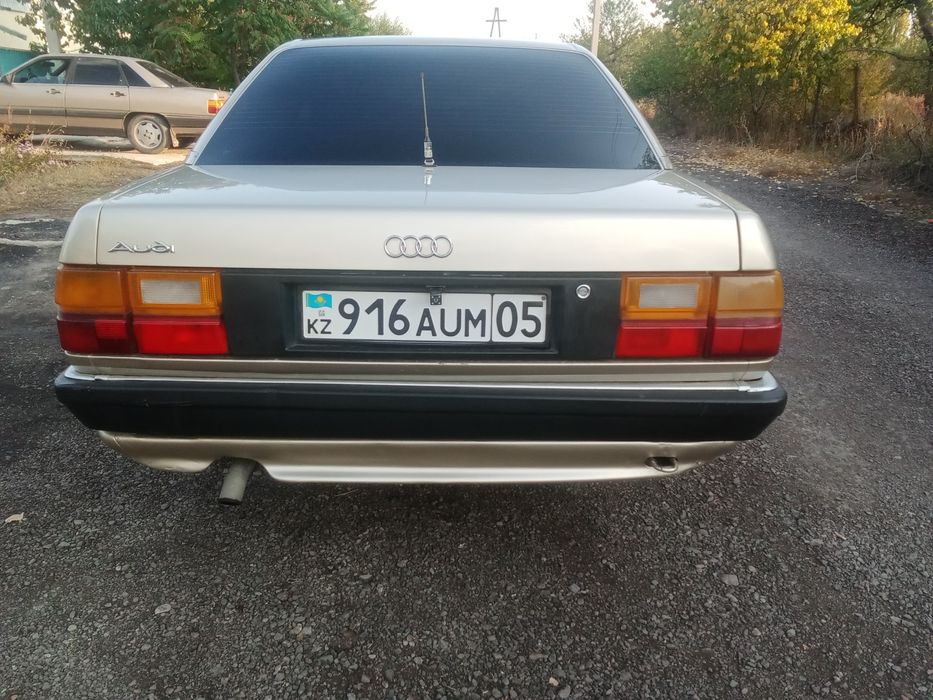 Авди 100.2.3 об.продам машину