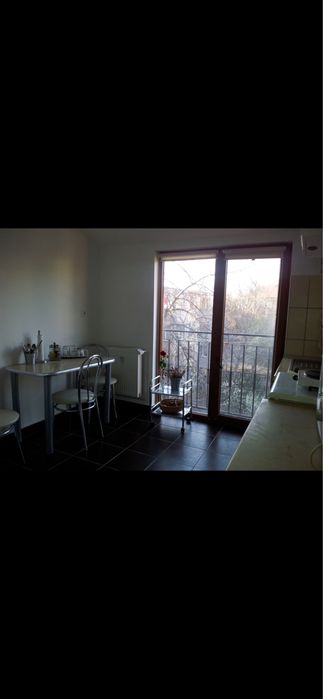 Inchiriez apartament 2 cam in zona centrala