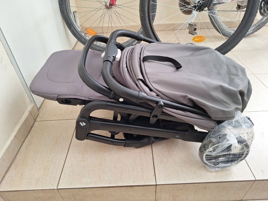 Hauck Travel  N Care Бебешка лятна количка до 25 кг