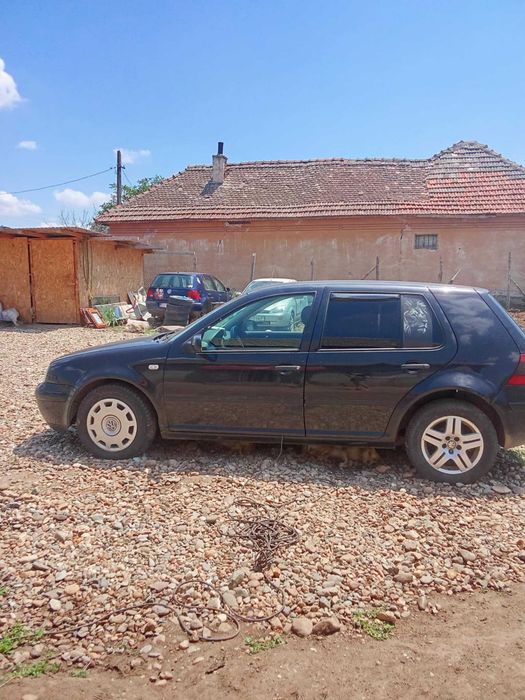 Golf 4 19 tdi 2004 ITP valabil până la anu martie