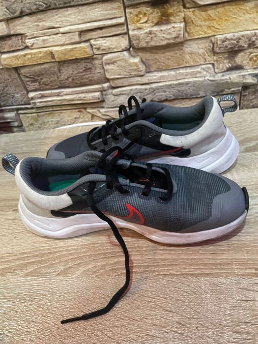 Детски нови маратонки Nike