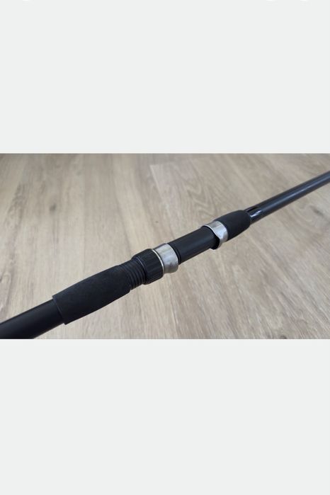 Vand 2 lansete + 2 mulinete pt crap - 3,60 m / 2 tronsoane