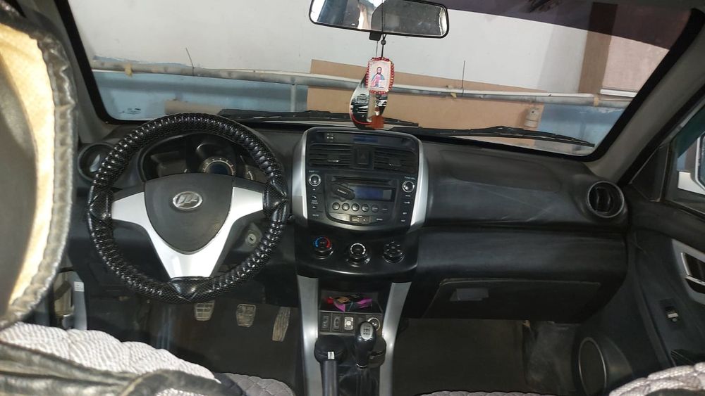 Продам автомобиль Lifan x60