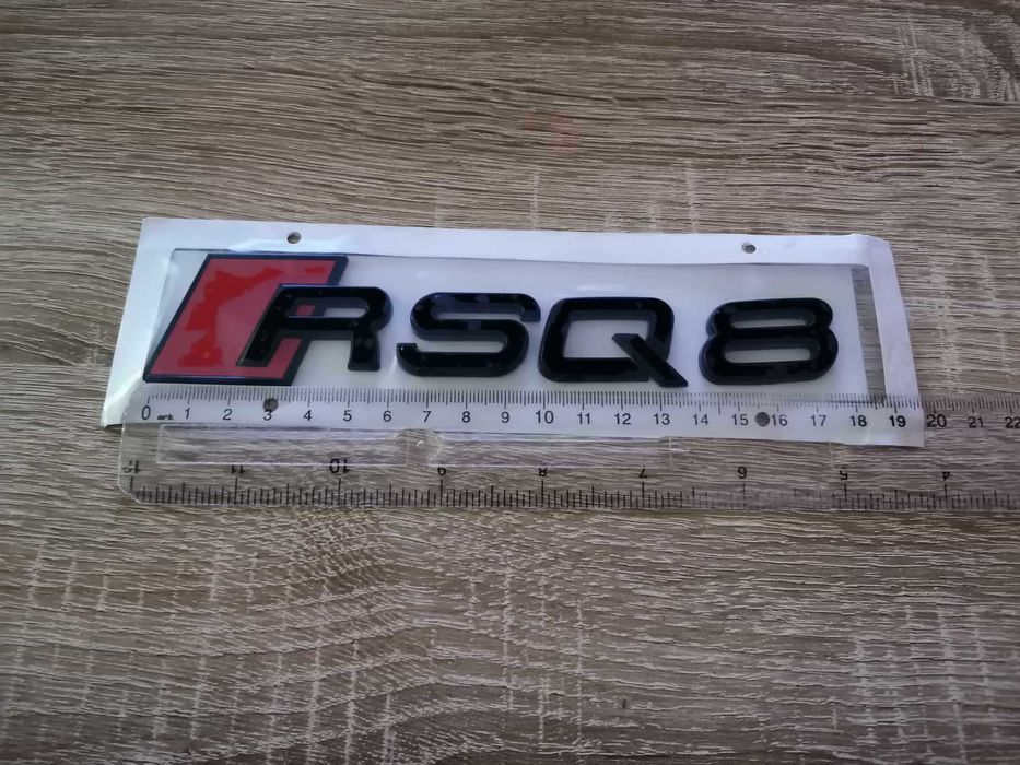 черна емблема Audi Ауди RSQ8