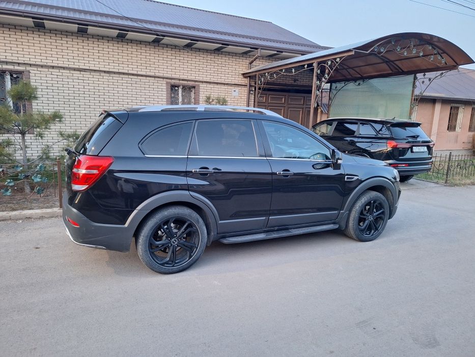 Продам Chevrolet Captiva 2012