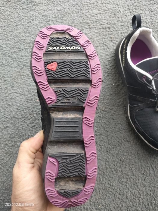 Adidasi treking salomon 36