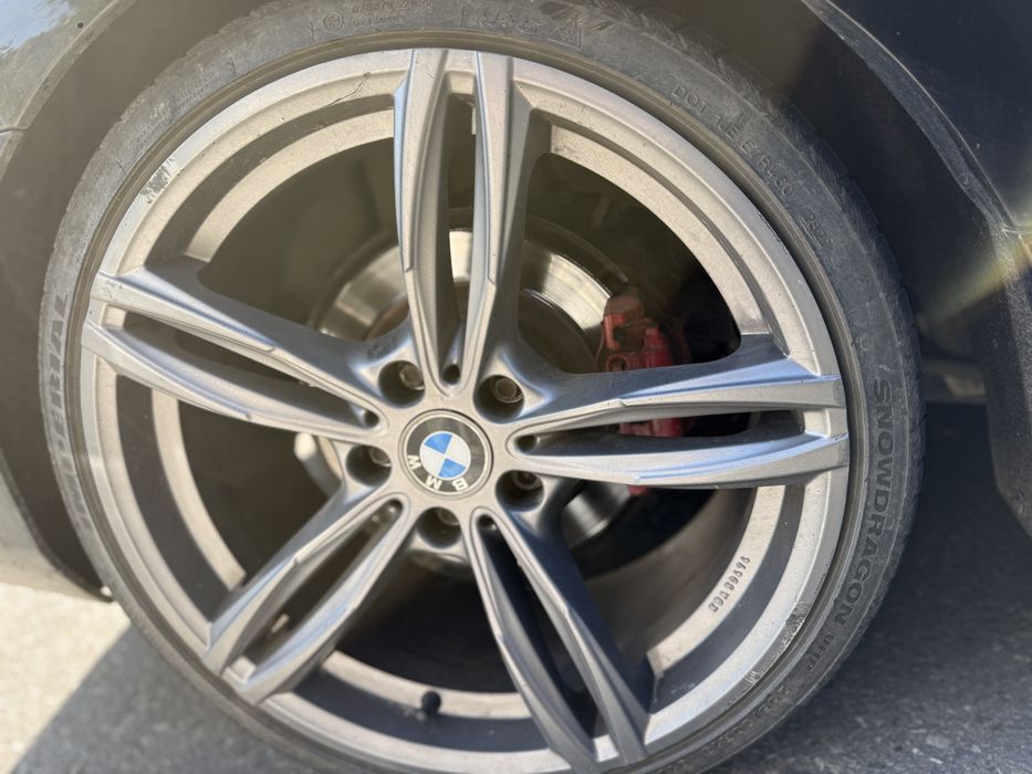 BMW 2011  2,0 l  245km
