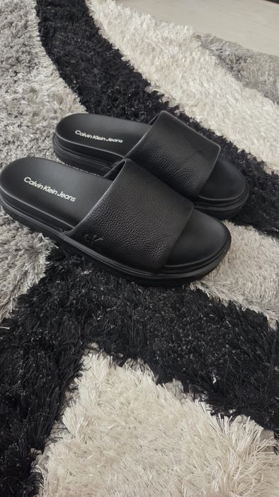 Чехли Calvin Klein