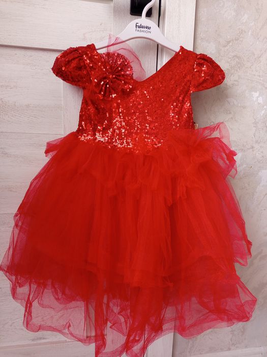 Сдам на прокат платья и казахские национальные костюмы