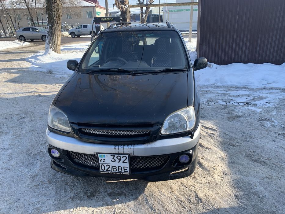 Тайота Раум 1997 года