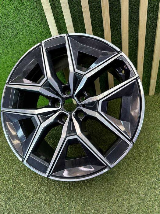 Jantă BMW SERIA 5 G60 r19 j8,5 stil 936m