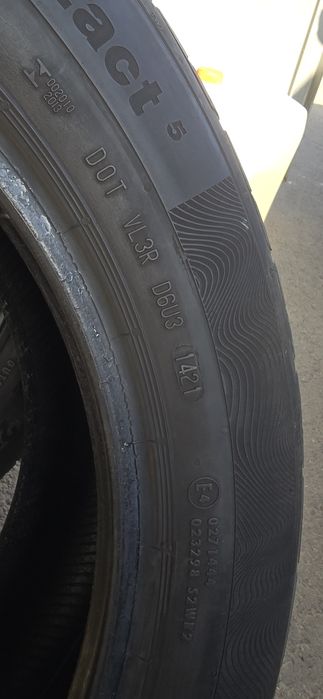 Комплект шин 215/55 17 continental