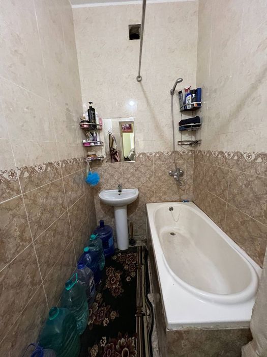 4/4/4. Сотилади 102м²