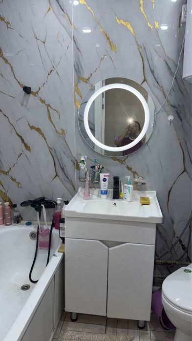 Продается 2 х ком кв на 3 этаже 6-22