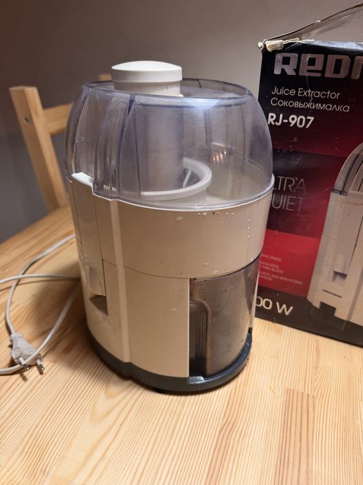 соковыжималка REDMOND 600w