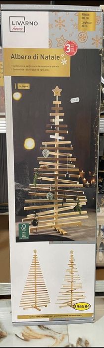 Brad de Craciun de lemn