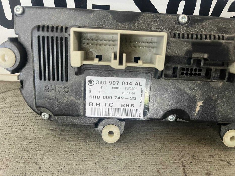 Panou Comada Climatronic  Skoda Octavia 2 Facelift 3T0907044AL