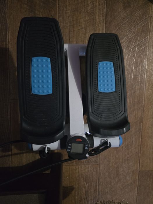 Продам  степпер спортивный