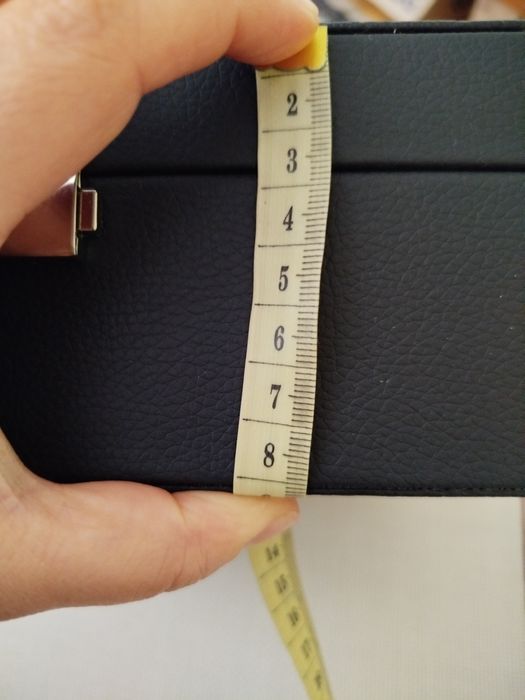 Кожена кутия за бижута