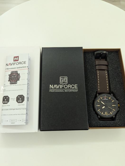 Naviforce часовник нов