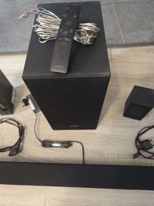 Soundbar Samsung HW-R470, 4.1, 240W, Wireless, Dolby,