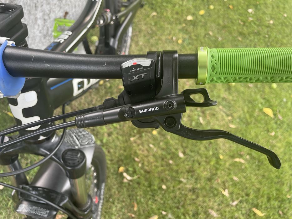 Bicicleta CUBE AMS XT  Full Suspension