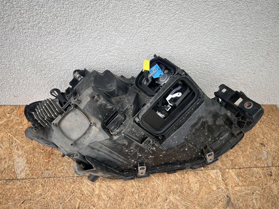 Far stanga Mercedes GLE W166 W292 Full LED ILS Original Europa