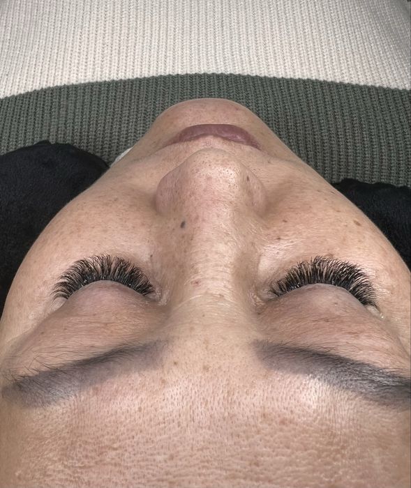 Акция !!! Наращивание ресниц 6500 тг до 4 d !!!