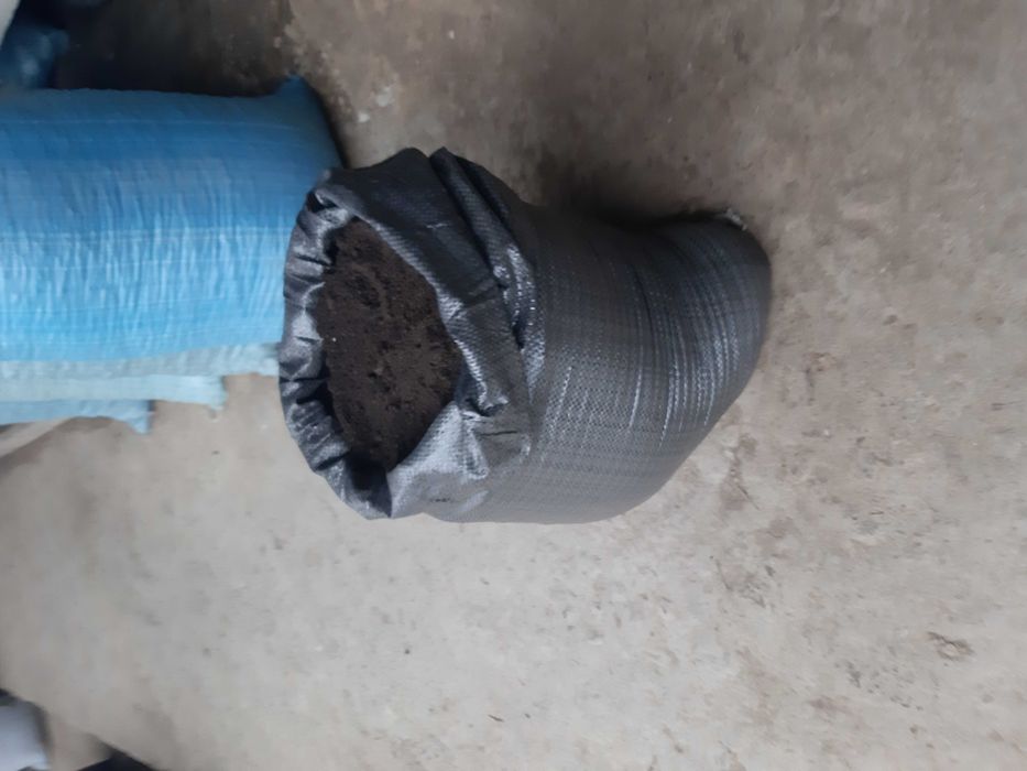 Биогумус Спитсалний газон учун У'г'ит