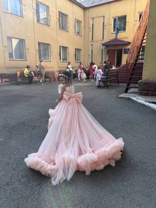 Продам Платье