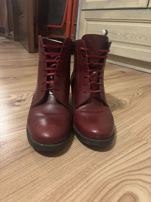 Кожени обувки от Punto