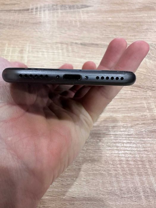 iPhone 8 64GB, цвят Space Grey